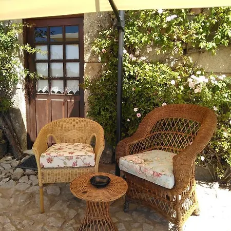 Douro With Private Pool 4* Армамар