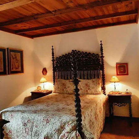 Отель Douro With Private Pool 4*