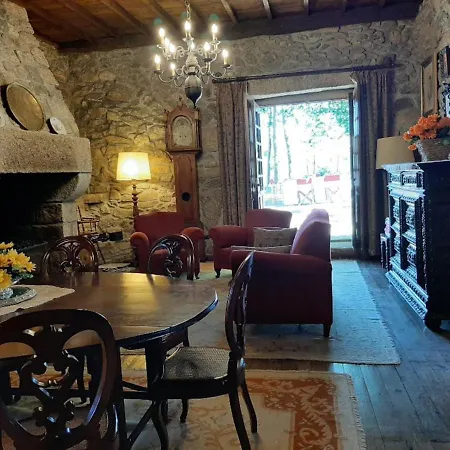 Отель Douro With Private Pool 4*